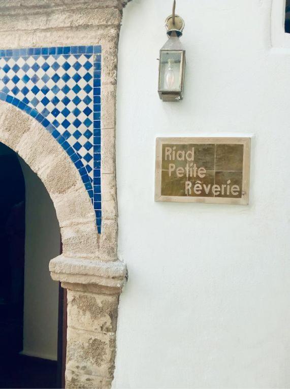 Riad Petite Reverie 에사우이라 외부 사진